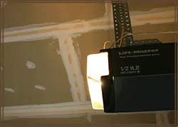 SOS Garage Doors North Hollywood, CA 818-532-2752 - openers-sid-gr-02m