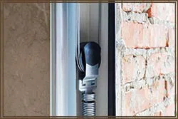 SOS Garage Doors North Hollywood, CA 818-532-2752 - springs-sid-gr-02m